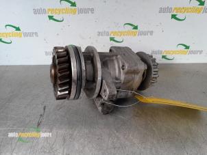 Used Power steering pump Volkswagen Touareg (7LA/7L6) 2.5 TDI R5 Price € 89,99 Margin scheme offered by Autorecycling Joure B.V.