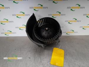 Used Heating and ventilation fan motor Volkswagen Touareg (7LA/7L6) 2.5 TDI R5 Price € 49,99 Margin scheme offered by Autorecycling Joure B.V.