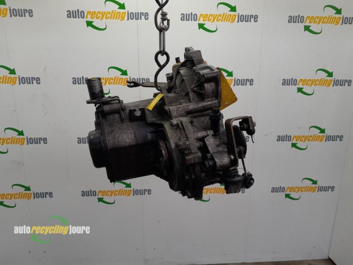 Gearbox from a Volkswagen Lupo (6X1) 1.4 16V 75 1999