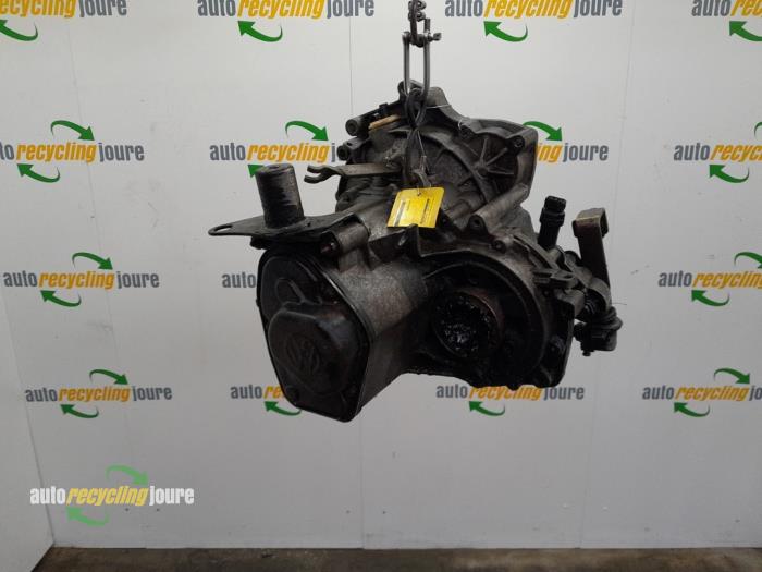 Gearbox from a Volkswagen Lupo (6X1) 1.4 16V 75 1999