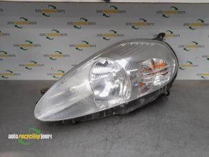Used Headlight, left Fiat Grande Punto (199) 1.2 Price € 49,99 Margin scheme offered by Autorecycling Joure B.V.