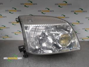 Used Headlight, right Nissan X-Trail (T30) 2.0 16V 4x4 Price € 49,99 Margin scheme offered by Autorecycling Joure B.V.