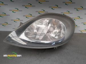 Used Headlight, left Opel Vivaro A 2.5 DTI 16V Price € 39,99 Margin scheme offered by Autorecycling Joure B.V.