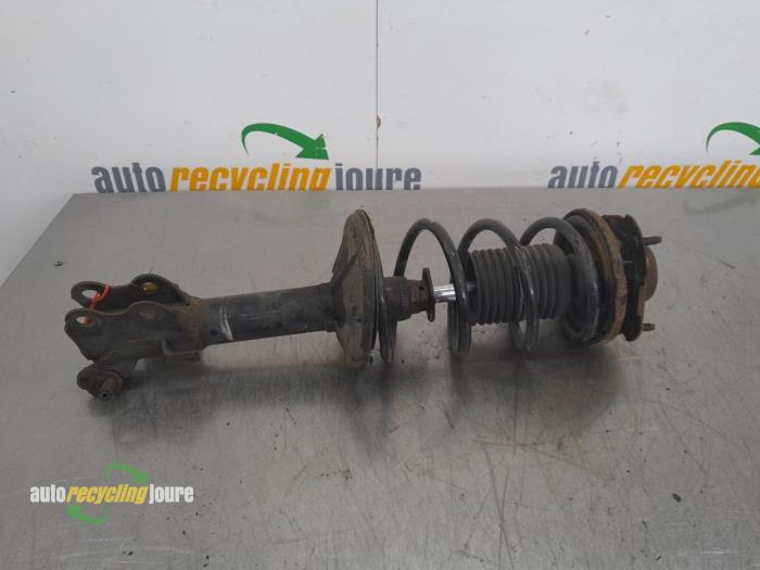 Front shock absorber rod, right from a Toyota Starlet (EP9) 1.3,XLi,GLi 16V 1997