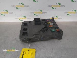 Used Fuse box Peugeot 206 (2A/C/H/J/S) 1.4 16V Price € 49,99 Margin scheme offered by Autorecycling Joure B.V.