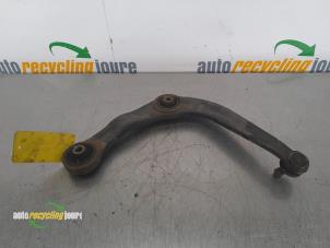 Used Front wishbone, left Peugeot 206 (2A/C/H/J/S) 1.6 XS,XT Price € 24,99 Margin scheme offered by Autorecycling Joure B.V.