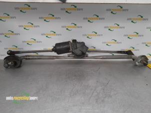 Used Wiper motor + mechanism Chrysler 300 C Touring 3.0 CRD 24V Price € 69,99 Margin scheme offered by Autorecycling Joure B.V.