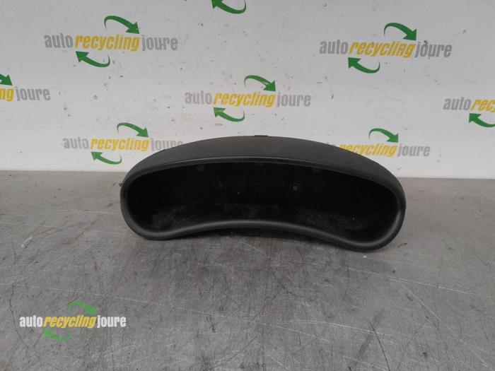 Begagnade Innerdisplay Chevrolet Matiz 0.8 Pris € 25,00 Marginaltabell erbjuds av Autorecycling Joure B.V.