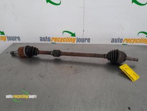 Used Front drive shaft, right Nissan Note (E11) 1.4 16V Price € 49,99 Margin scheme offered by Autorecycling Joure B.V.
