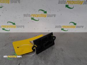 Used Heater resistor Nissan Note (E11) 1.4 16V Price € 14,99 Margin scheme offered by Autorecycling Joure B.V.