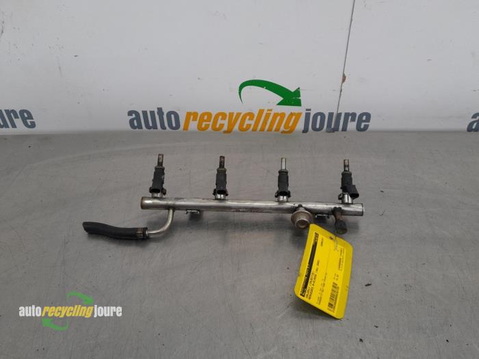 Usagé Système d'injection Mercedes B (W245) 1.5 B-150 16V Prix € 79,99 Règlement à la marge proposé par Autorecycling Joure B.V.