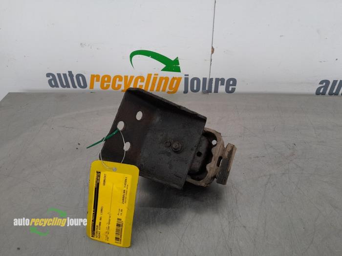 Used Engine mount Suzuki Vitara (ET/FT/TA) 1.6i Price € 25,00 Margin scheme offered by Autorecycling Joure B.V.