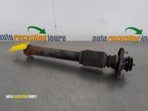 Used Rear shock absorber, right BMW X5 (E53) 3.0d 24V Price € 30,24 Inclusive VAT offered by Autorecycling Joure B.V.