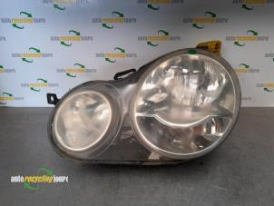 Used Headlight, left Volkswagen Polo IV (9N1/2/3) 1.4 FSI 16V Price € 29,99 Margin scheme offered by Autorecycling Joure B.V.