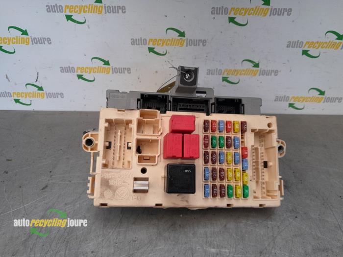Used Engine management computer Alfa Romeo 159 Sportwagon (939BX) 1.9 JTDm Price € 100,00 Margin scheme offered by Autorecycling Joure B.V.