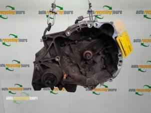 Usagé Boîte de vitesse Renault Twingo II (CN) 1.2 Prix € 175,00 Règlement à la marge proposé par Autorecycling Joure B.V.