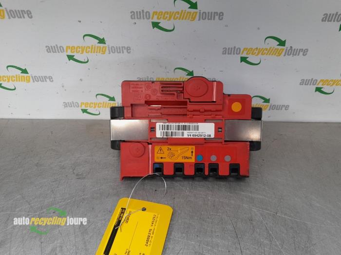 Gebrauchte Stromverteiler BMW 3 serie Touring (E91) 318d 16V Preis € 39,99 Margenregelung angeboten von Autorecycling Joure B.V.
