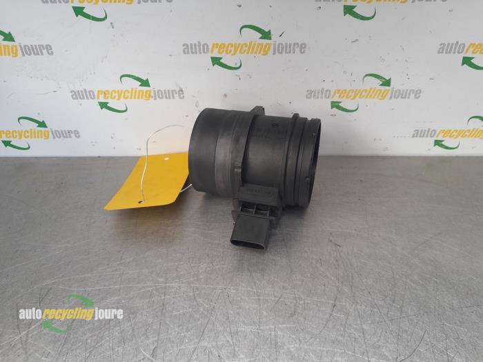 Gebrauchte Luftmassenmesser BMW 1 serie (E87/87N) 118d 16V Preis € 29,99 Margenregelung angeboten von Autorecycling Joure B.V.