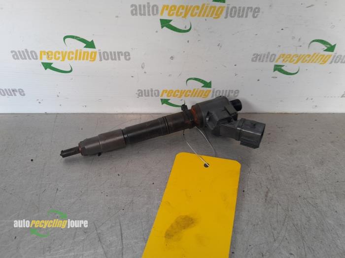 Usagé Injecteurs Volvo V40 (MV) 2.0 D2 16V Prix € 99,99 Règlement à la marge proposé par Autorecycling Joure B.V.