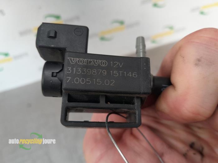Vacuum valve Volvo V40 2.0 D2 16V - 31339879