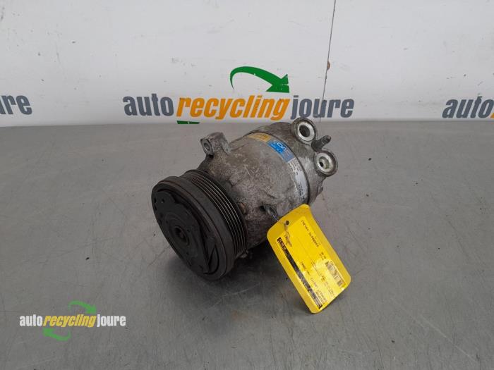 Usagé Pompe clim Chevrolet Lacetti (KLAN) 1.8 16V Prix € 69,99 Règlement à la marge proposé par Autorecycling Joure B.V.