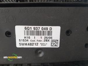 Body control computer from a Volkswagen Fox (5Z) 1.2 2005