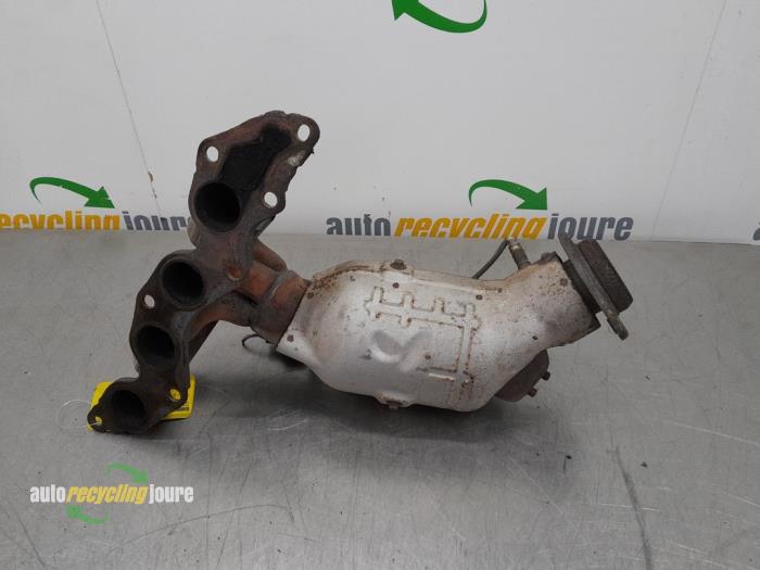 Usagé Catalyseur Mazda MX-5 (NC) 1.8i 16V Prix € 175,00 Règlement à la marge proposé par Autorecycling Joure B.V.