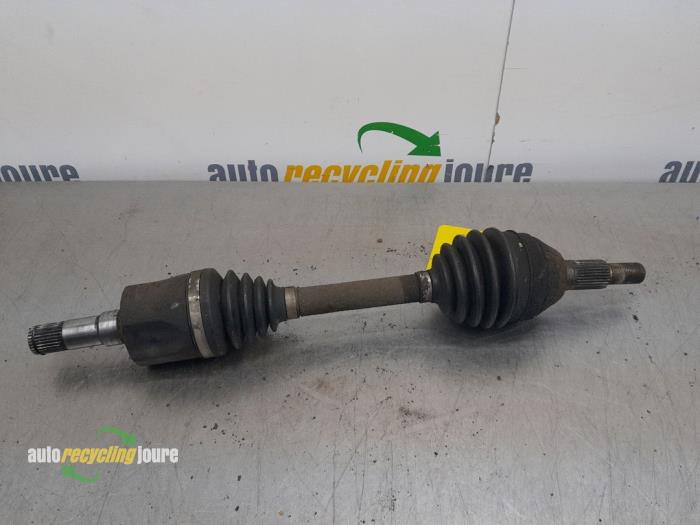 Gebrauchte Antriebswelle links vorne Opel Antara (LA6) 2.0 CDTI 16V 4x4 Preis € 49,99 Margenregelung angeboten von Autorecycling Joure B.V.
