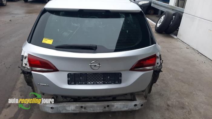 Begagnade Baklucka Opel Astra K Sports Tourer 1.6 CDTI 110 16V Pris € 635,25 Inklusive moms erbjuds av Autorecycling Joure B.V.