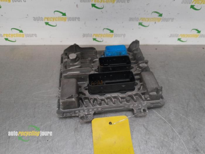 Used Engine management computer Opel Astra K Sports Tourer 1.6 CDTI 110 16V Price € 180,29 Inclusive VAT offered by Autorecycling Joure B.V.