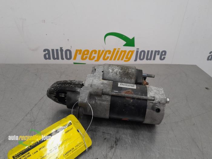 Usagé Démarreur Opel Astra K Sports Tourer 1.6 CDTI 110 16V Prix € 18,14 Prix TTC proposé par Autorecycling Joure B.V.