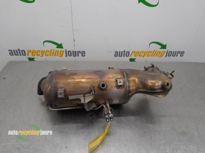 Used Particulate filter Opel Astra K Sports Tourer 1.6 CDTI 110 16V Price € 332,75 Inclusive VAT offered by Autorecycling Joure B.V.