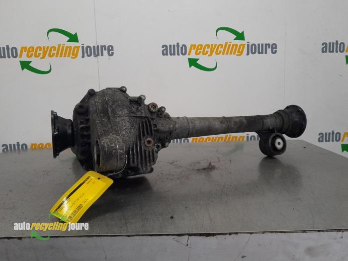 Used Front differential Volkswagen Touareg (7LA/7L6) 2.5 TDI R5 Price € 325,00 Margin scheme offered by Autorecycling Joure B.V.