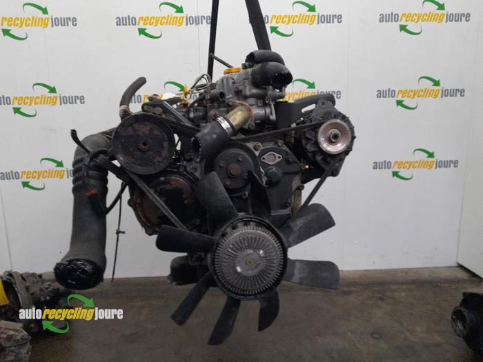 Motor van een Nissan Trade 3.0 TDI 100 1998
