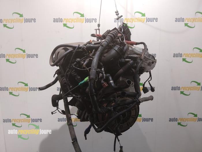 Motor van een Audi A4 (B6) 2.0 20V 2002