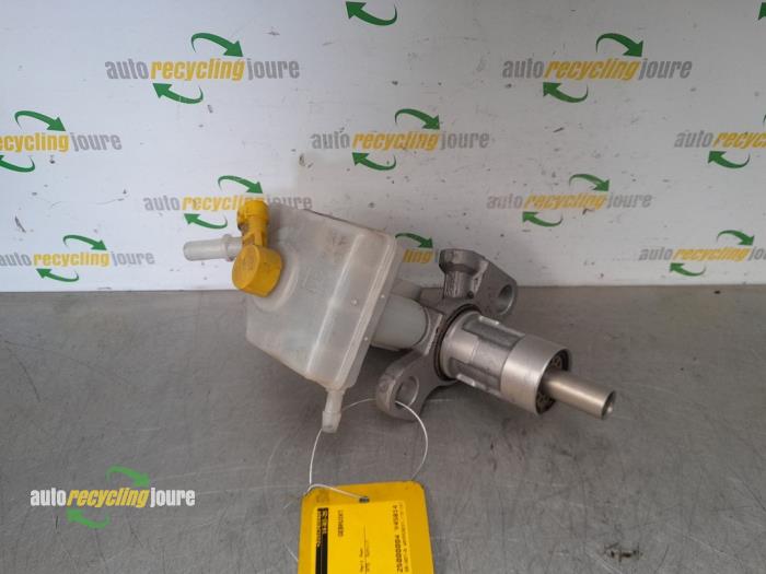 Used Master cylinder Opel Zafira Tourer (P12) 1.6 CDTI 16V ecoFLEX 134 Price € 24,99 Margin scheme offered by Autorecycling Joure B.V.