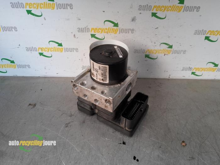 Begagnade ABS-pump Fiat Doblo Cargo (263) 1.3 MJ 16V DPF Euro 5 Pris € 124,99 Marginaltabell erbjuds av Autorecycling Joure B.V.