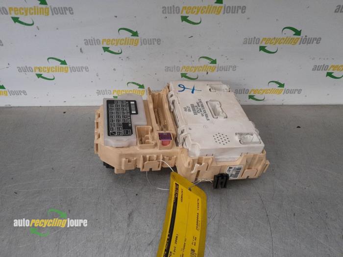 Usagé Ordinateur de bord Suzuki SX4 (EY/GY) 1.6 16V VVT Comfort,Exclusive Autom. Prix € 69,99 Règlement à la marge proposé par Autorecycling Joure B.V.