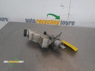 Usagé Cylindre de frein principal Toyota Avensis Wagon (T25/B1E) 2.2 D-4D 16V D-CAT Prix € 29,99 Règlement à la marge proposé par Autorecycling Joure B.V.