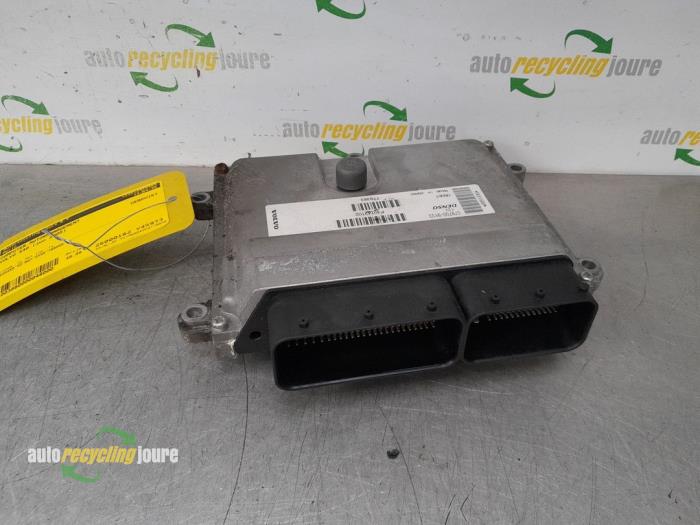 Used Engine management computer Volvo S40 (MS) 2.4 20V Price € 49,99 Margin scheme offered by Autorecycling Joure B.V.