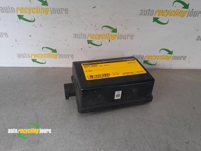 Begagnade Radarsensor BMW 5 serie Touring (F11) 535d 24V Pris € 449,00 Marginaltabell erbjuds av Autorecycling Joure B.V.