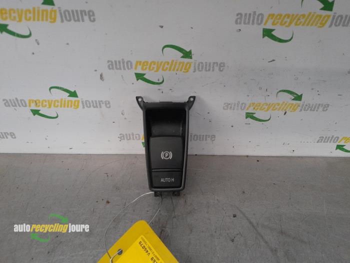 Gebrauchte Handbremse Schalter BMW X5 (E70) 3.0sd 24V Preis € 39,99 Margenregelung angeboten von Autorecycling Joure B.V.