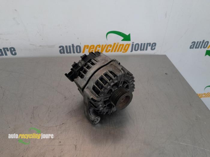 Gebrauchte Dynamo BMW 5 serie Touring (F11) 535d 24V Preis € 149,00 Margenregelung angeboten von Autorecycling Joure B.V.