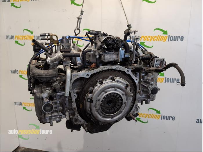 Engine from a Subaru Legacy Touring Wagon (BP) 2.0 16V 2004
