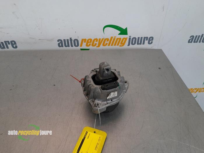 Used Engine mount BMW 5 serie Touring (F11) 535d 24V Price € 29,99 Margin scheme offered by Autorecycling Joure B.V.