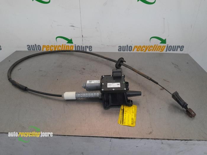 Używane Silnik hamulca postojowego Citroen C4 Picasso (UD/UE/UF) 1.6 HDiF 16V 110 Cena € 174,99 Procedura marży oferowane przez Autorecycling Joure B.V.