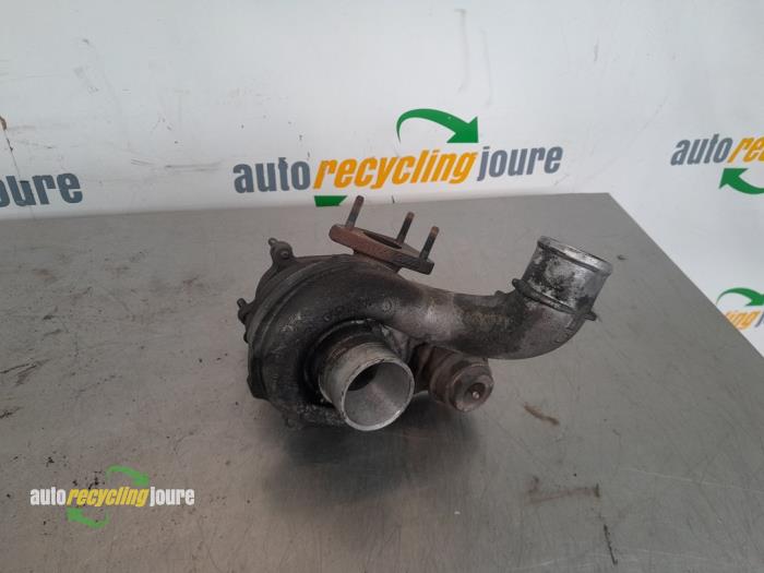 Gebrauchte Turbo Renault Trafic New (JL) 2.5 dCi 16V 135 Preis € 124,99 Margenregelung angeboten von Autorecycling Joure B.V.