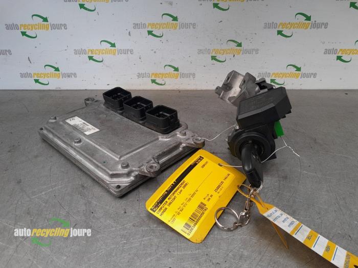 Used Engine management computer Honda Insight (ZE2) 1.3 16V VTEC Price € 169,99 Margin scheme offered by Autorecycling Joure B.V.