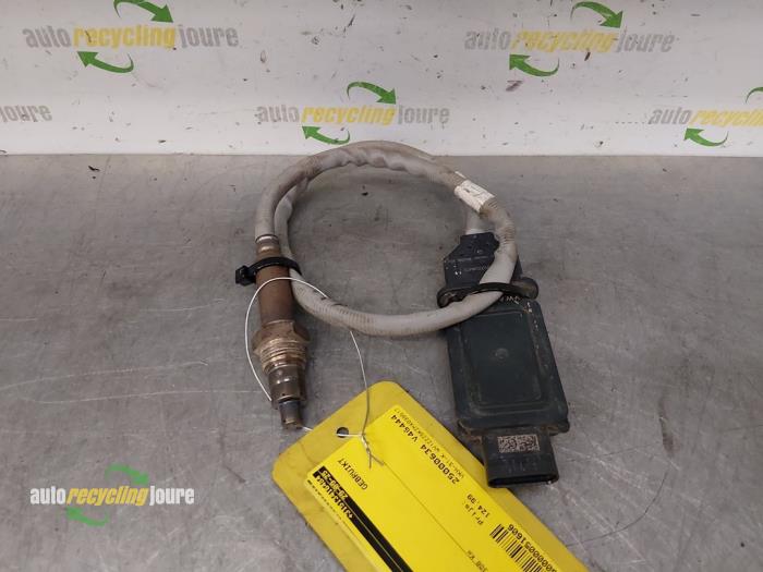 Used Nox sensor Volkswagen Caddy Cargo V (SBA/SBH) 2.0 TDI BlueMotionTechnology Price € 124,99 Margin scheme offered by Autorecycling Joure B.V.
