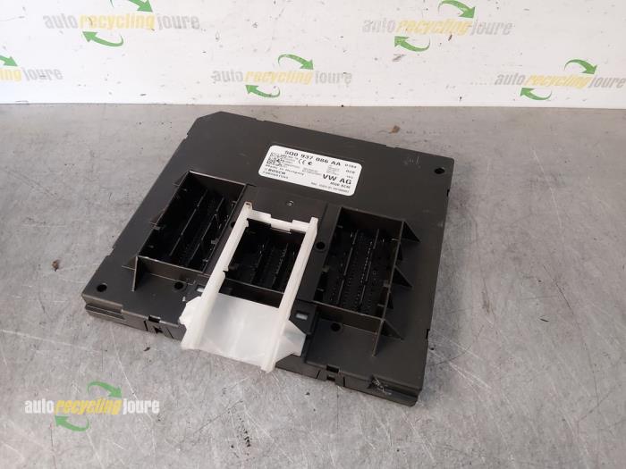 Usagé Ordinateur de bord Skoda Octavia Combi (5EAC) 1.4 TSI 16V Prix € 89,99 Règlement à la marge proposé par Autorecycling Joure B.V.